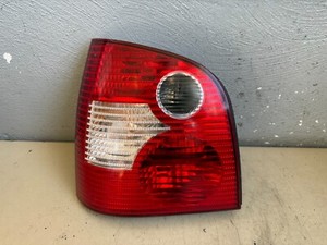 VW Polo 9N 1,2 47kW 2003 Rücklicht Rückleuchte Links 6Q6945095G