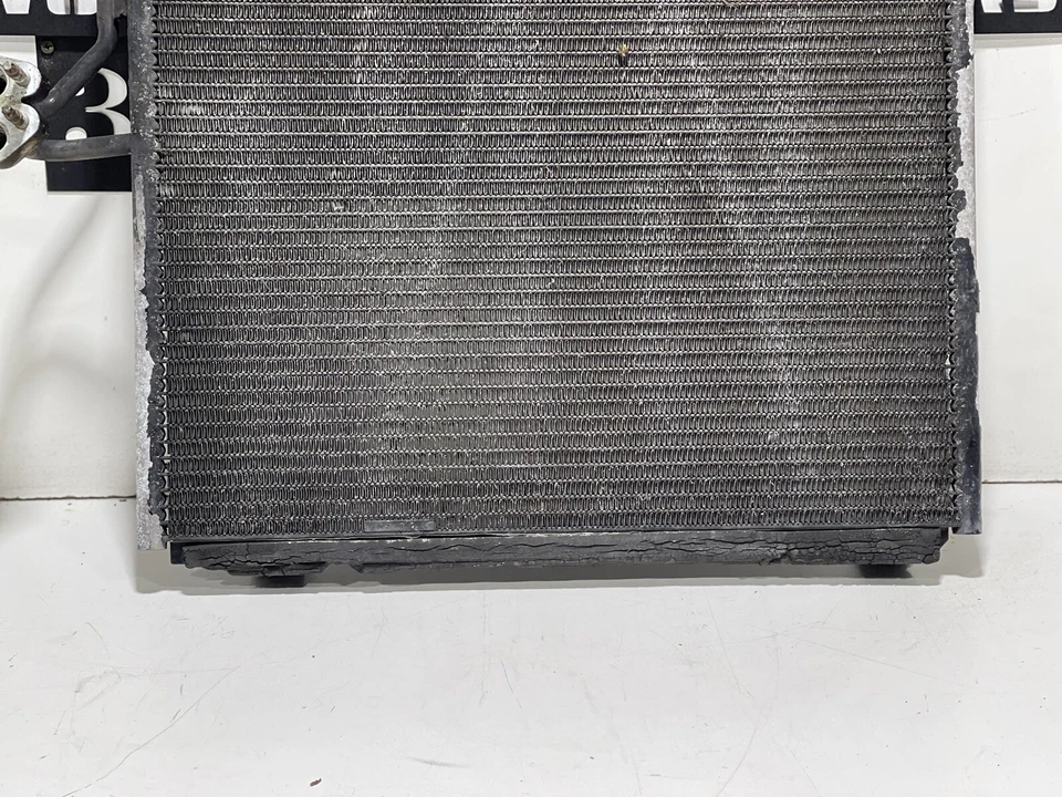 Condensador de aire acondicionado LHD Jeep Wrangler TJ CC 1R 2000-06 Foto 4 de 4