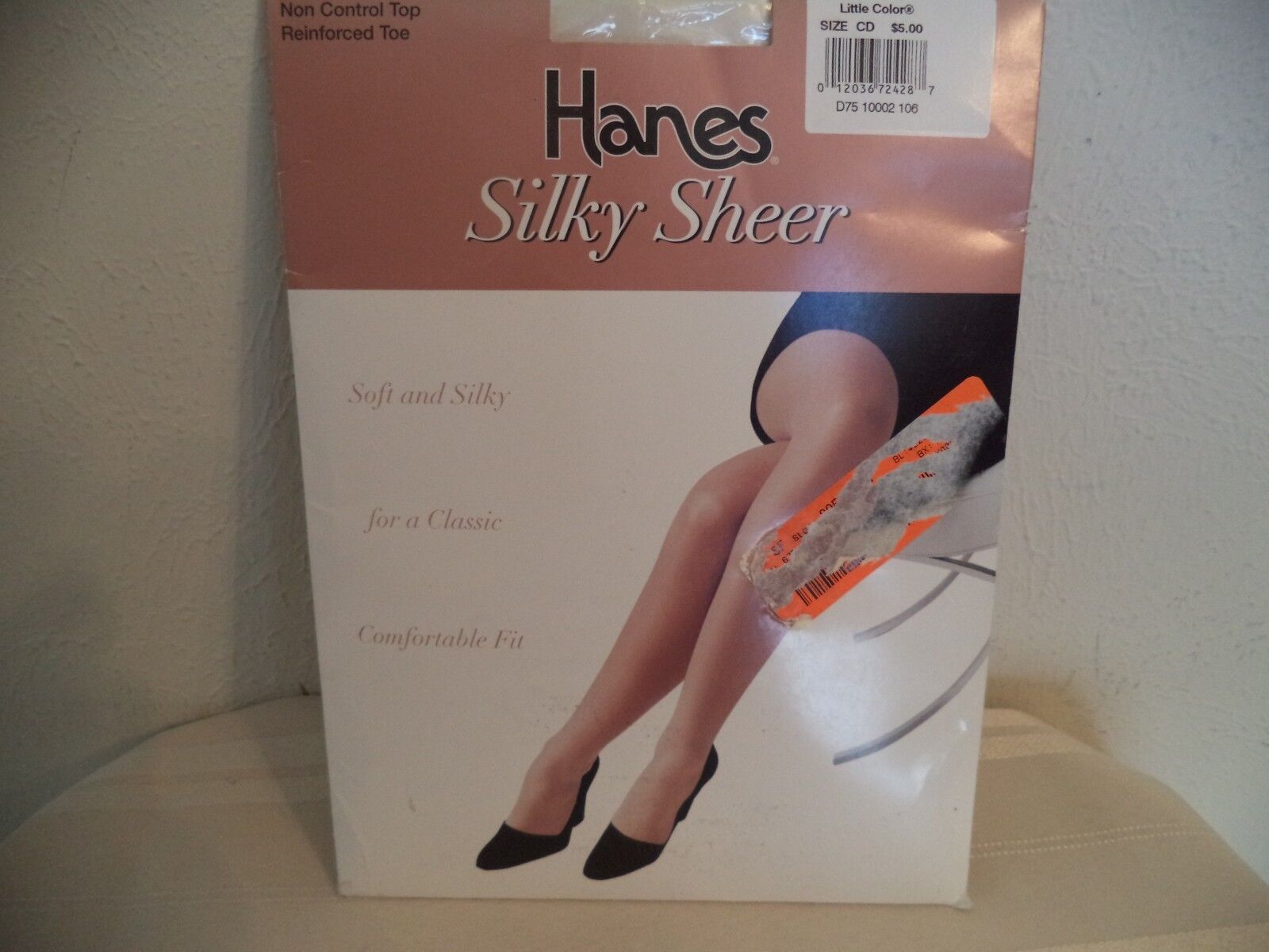Women's Hanes Silky Sheer PantyHose. CD. Ultra-Cheap Deals Cheap mail order sales Size Light Brown.