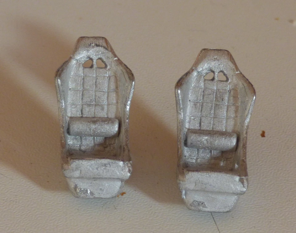 1/43rd scale wing mirrors and spotlights rally accessories by K&R Replicas