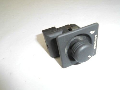 Land Rover Freelander LN Spiegelverstellung Spiegel Schalter AMR2498