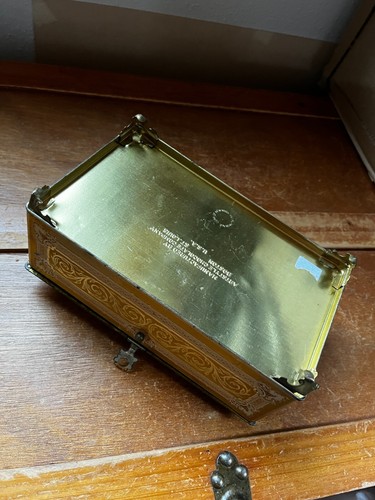 Vintage Artstyle Chocolate Company Cream & Gold Victorian Style With Love to Mot - Picture 9 of 14