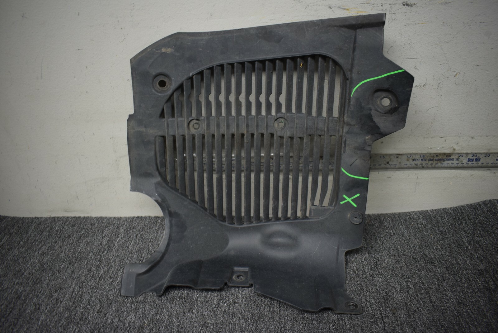 2015-2018 FERRARI CALIFORNIA T FRONT LEFT SIDE GRILLE VENT FACTORY OEM