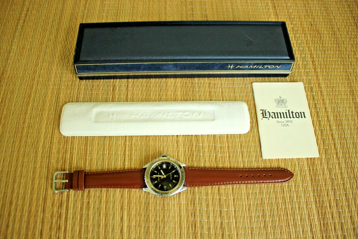 MINT VINTAGE HAMILTON 9744A SUB 660 STAINLESS GOLD BLACK DATE DIAL