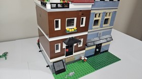 LEGO Creator Expert: Pet Shop (10218) Missing Pieces Listed In Description