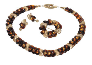 Vintage NAPIER Rootbeer Goldtone Jewelry Set ~ Necklace, Brooch, Earrings  1960s