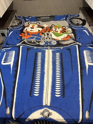 vintage Kellogg's Tony the Tiger Bedspread 65 x 94  Twin/Full Size