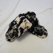 UGG Fluff Yeah Women  s Slide Slippers Tie Dye Black/White Faux Fur US 6