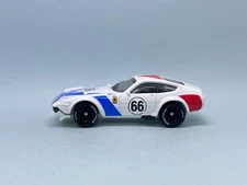 2026 Hotwheels Mainline # Ferrari 365 GTB4 White , Un-spun With Real Rider Loose