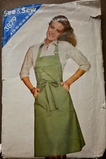 APRON Jumper PATTERN Women's SZ 8 to 18