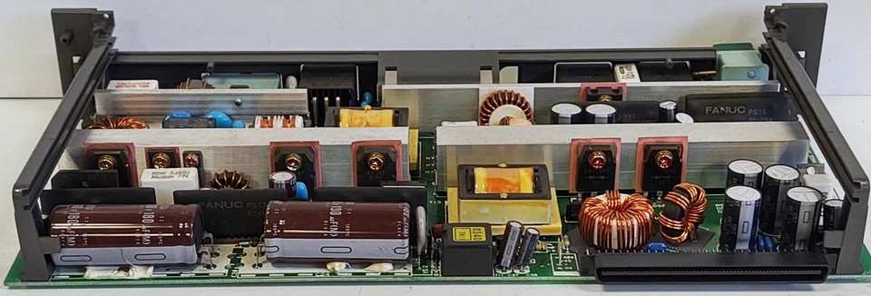 Fuente de alimentación PLC GE A16B-1212-0871 Foto 2 de 4