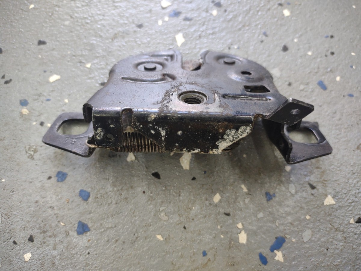 87-89 Nissan 300zx Z31 VG30 OEM Hood Latch & Release (84-86?) | eBay
