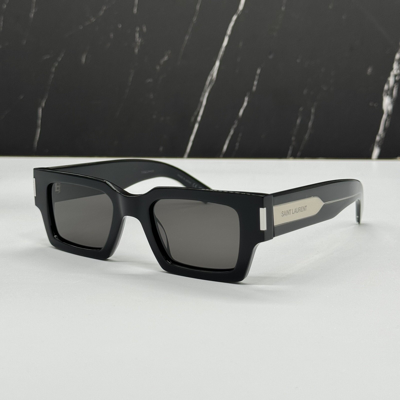 NUOVI OCCHIALI DA SOLE SL572 001 SAINT LAURENT NERI QUADRATI UNISEX SAINT LAURENT SL 572