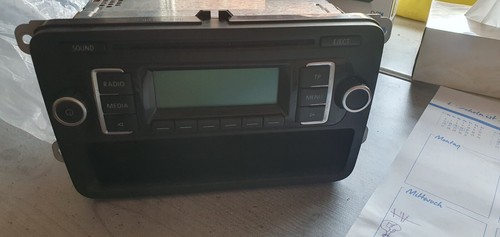 Radio VW Polo V 5 6R Golf plus ohne Code RCD 210 5M0035156B Original