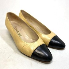 CHANEL Pumps Low Heel Bicolor Beige Black Women's Size EU35.5/US5.5