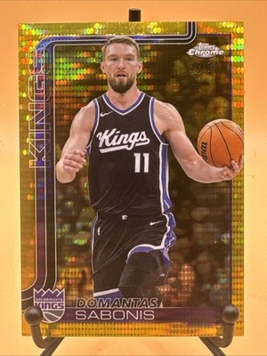 2025-26 Topps Chrome Gold Pulsar Refractor Domantas Sabonis #229 Kings /50