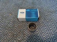 NOS 1961 + FORD TRUCKS w DANA SPICER MANUAL CROSS SHAFT CLUTCH RELEASE BUSHING