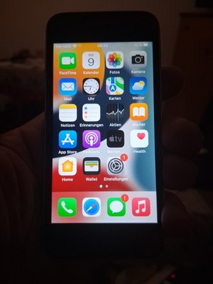 Apple iPhone SE 64GB Silber