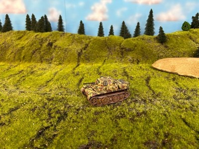 Bolt Action 28mm 1/56 German Luchs light tank  Painted