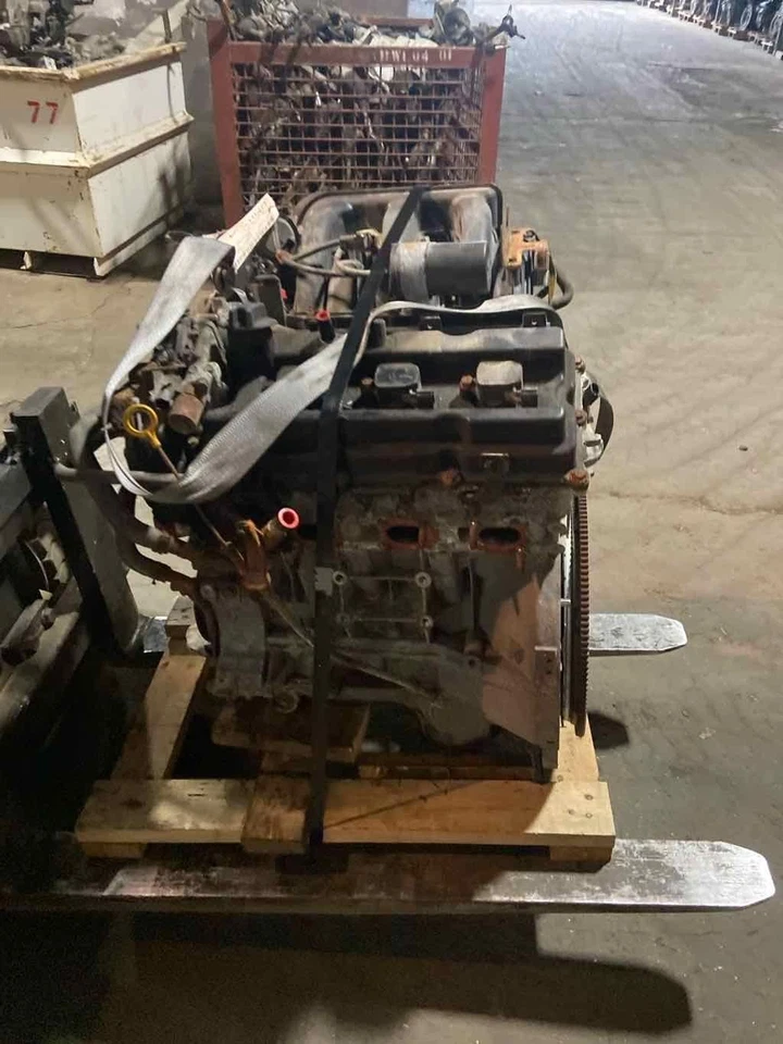 12 13 14 15 16 17 18 19 20 NISSAN NV 2500 Engine Assembly/motor Foto 3 de 4