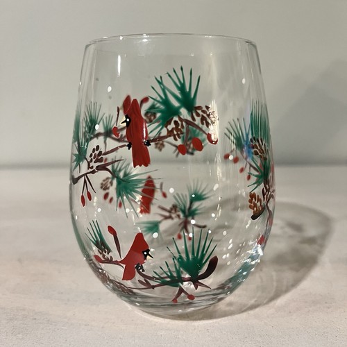 Robert Stanley Cardinal and Pine Branches Stemless 22 oz Wine 5" Glass