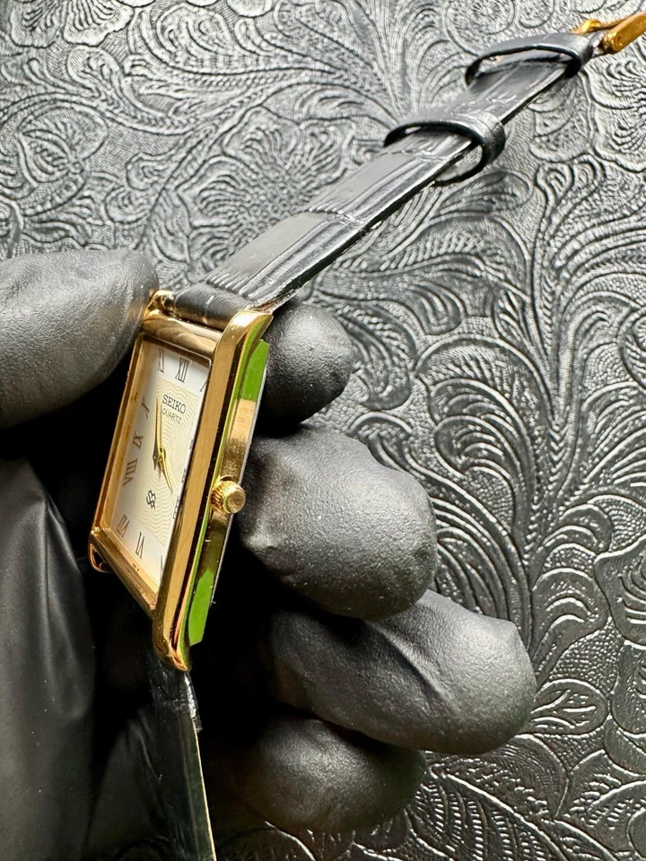 WHITE DIAL-Vintage Seiko Slim Quartz Men’s Wrist Watch - Image 3 of 4