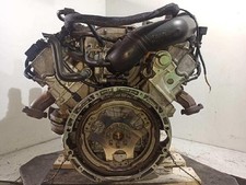 Moteur Mercedes 240