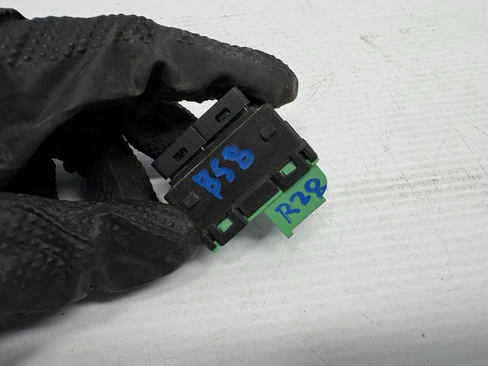 Panel de interruptor de control de escape de tracción Jaguar F-Type 2016 EX5314B436AC OEM Foto 3 de 4