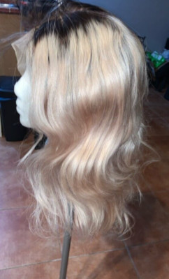 Salted Caramel Blonde Ombre Beachy Wavy Brazilian 100% Echthaar Lace Front Perücke