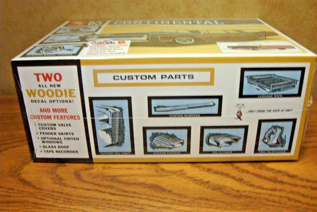 AMT 1965 Lincoln Continental 1/25 Car Model Kit - AMT1081 AMT 1965 Lincoln Continental 1/25 Car Model Kit - AMT1081