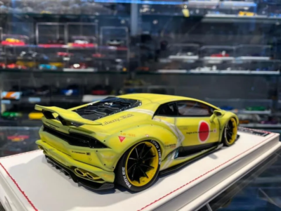 コンビニクジLamborghiniHuracán1:18 Lamborghini Huracan LBWK x Mansory (Matt Yellow ZF)[Davis