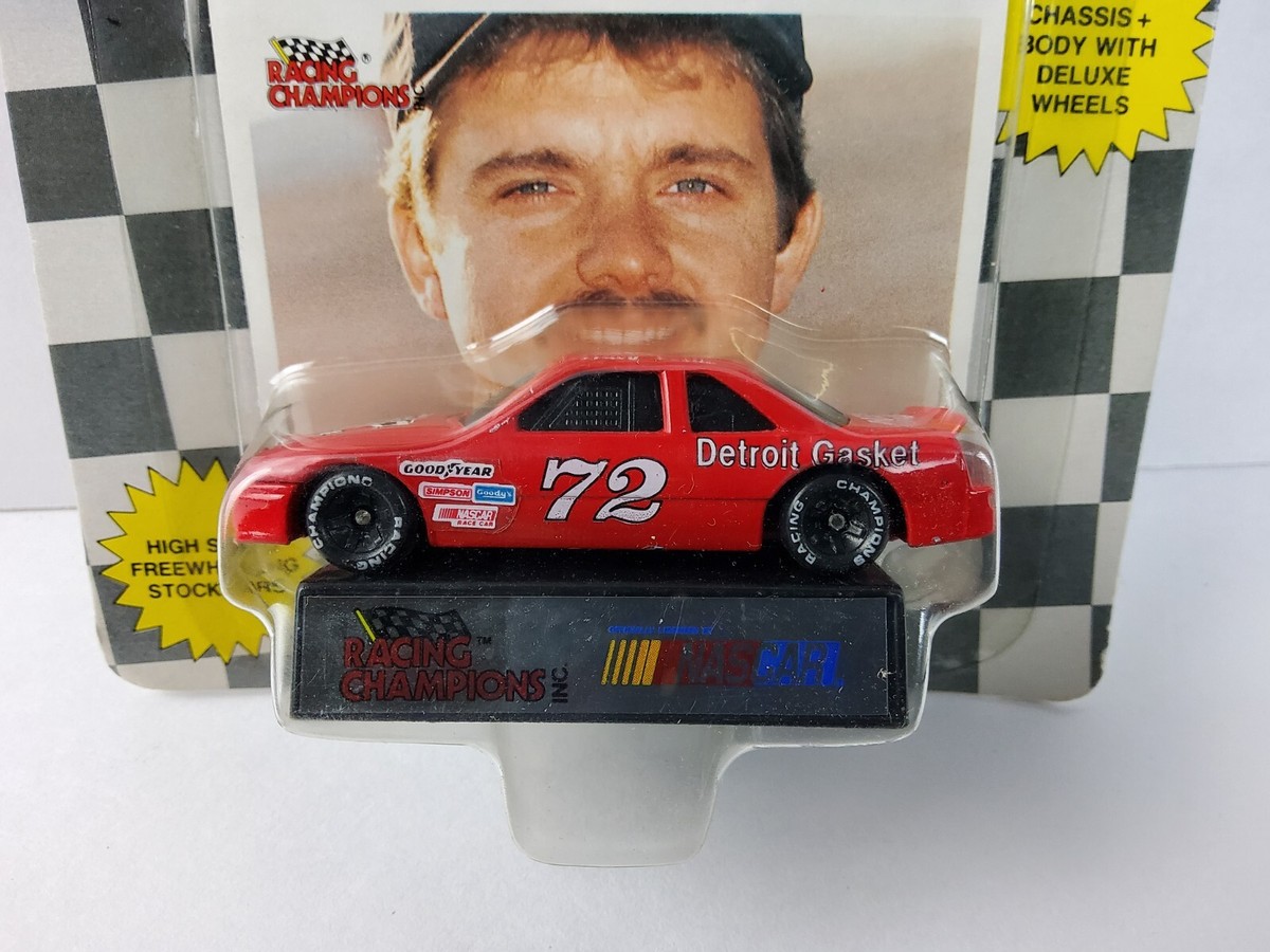 STOCK CARS ストックカーズ 1992 Racing Champions Stock Car Nascar #72 Tracy Leslie Detroit