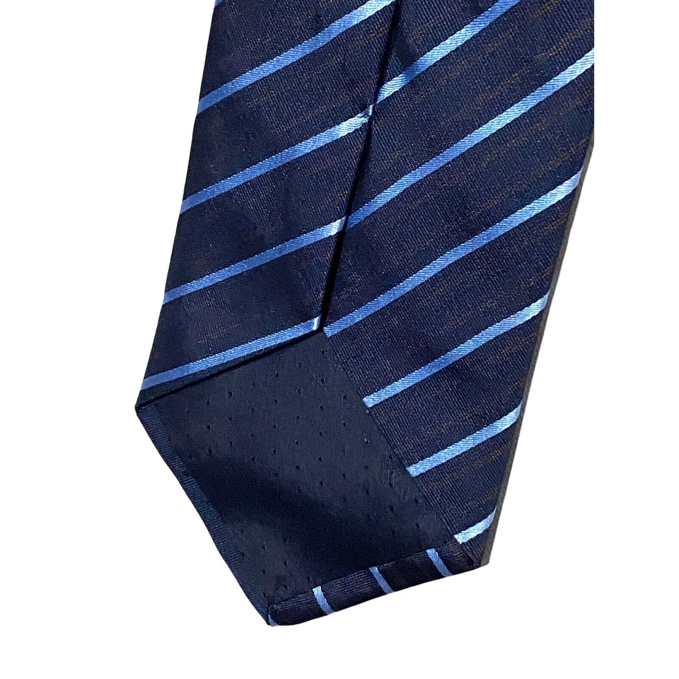 Gravata Carven Paris listrada diagonal azul escuro e claro vermelha masculina seda - Imagem 4 de 4