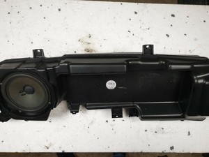 subwoofer audi a6 c6