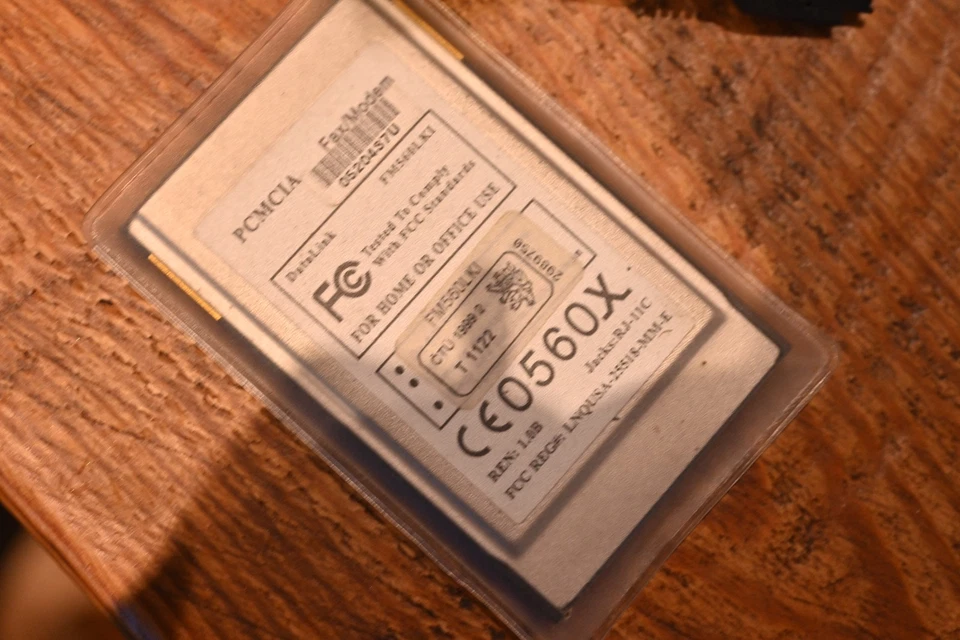 Actiontek PCMCIA Cardbus 32bit Modem V.90 für 486 - Bild 2 von 3