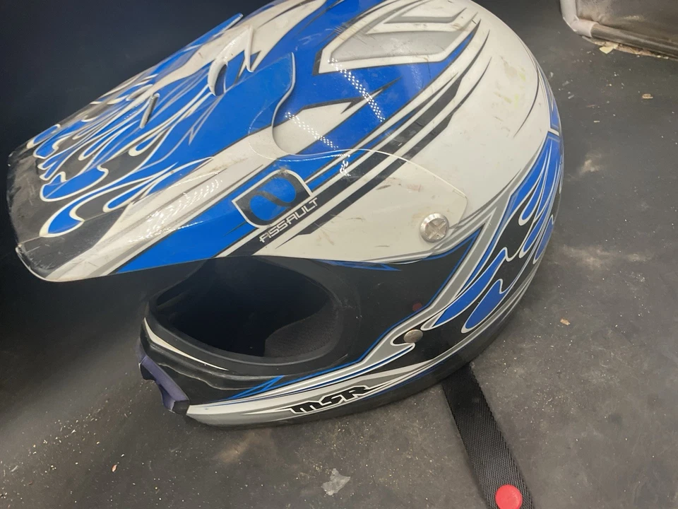 Casco de motocross MSR Assault Foto 3 de 4