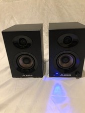 Alesis Elevate 3 altoparlanti da studio desktop alimentati altoparlante destro e sinistro