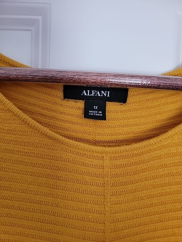 Alfani Plus Size 1X Pullover Tunic Sweater Golden Yellow Stud Detail Sleeves - Picture 5 of 9