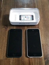 APPLE IPHONE 5C A1532  5S A1533 - POWERS ON - AS IS - READ