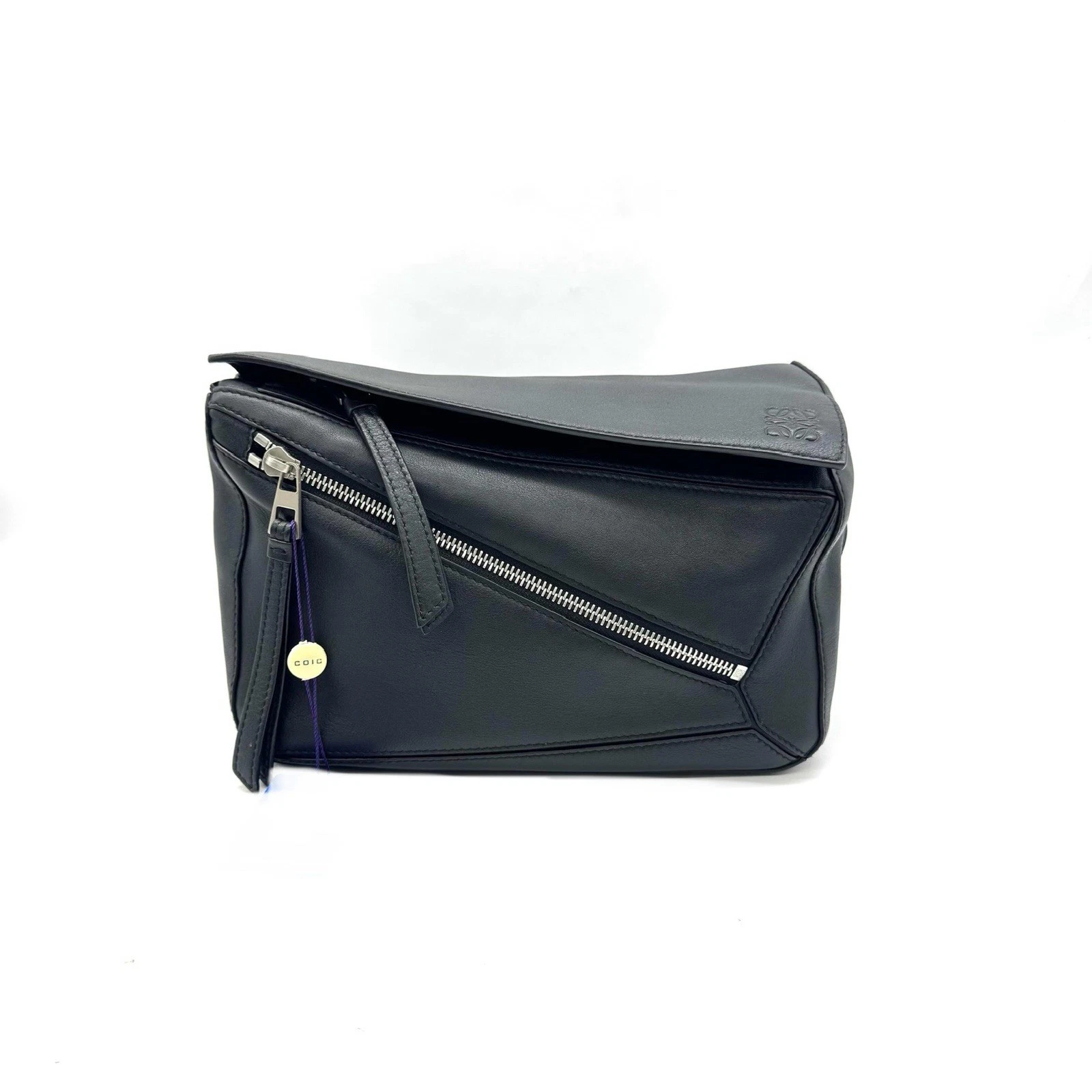 Loewe — Authentic Pre-owned Loewe Puzzle Medium Black Calfskin Leather Crossbody Bag