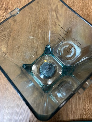 72 oz XL Pitcher Replacement Compatible with Ninja BL660 BL740 Blenders - Picture 7 of 9