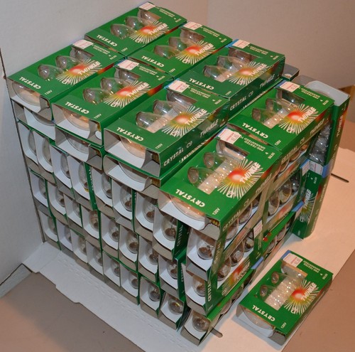 308 Christmas C9 Clear Twinkle Outdoor (77 X 4-Pack) Bulbs 7W/120V - Picture 2 of 2