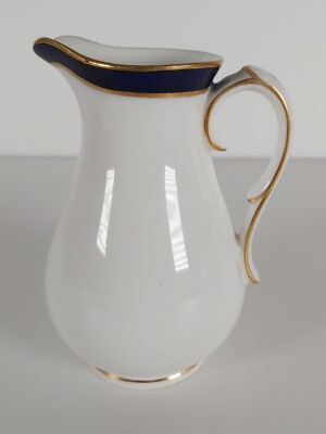 Royal Worcester Milchkännchen, datiert 1905