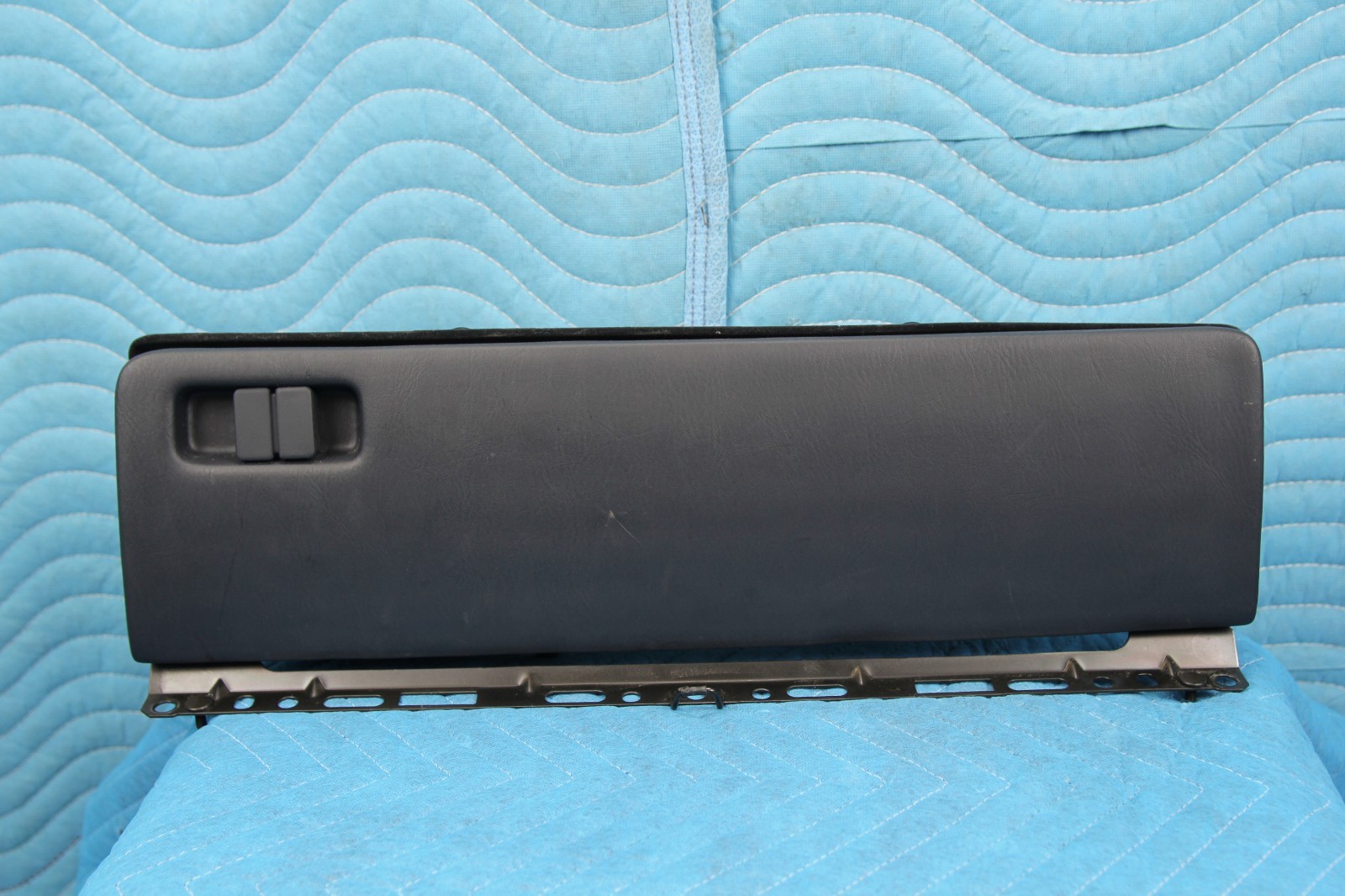 Lexus LS400 CD Changer Door W/ Housing & Front Plate 19982000 OEM eBay