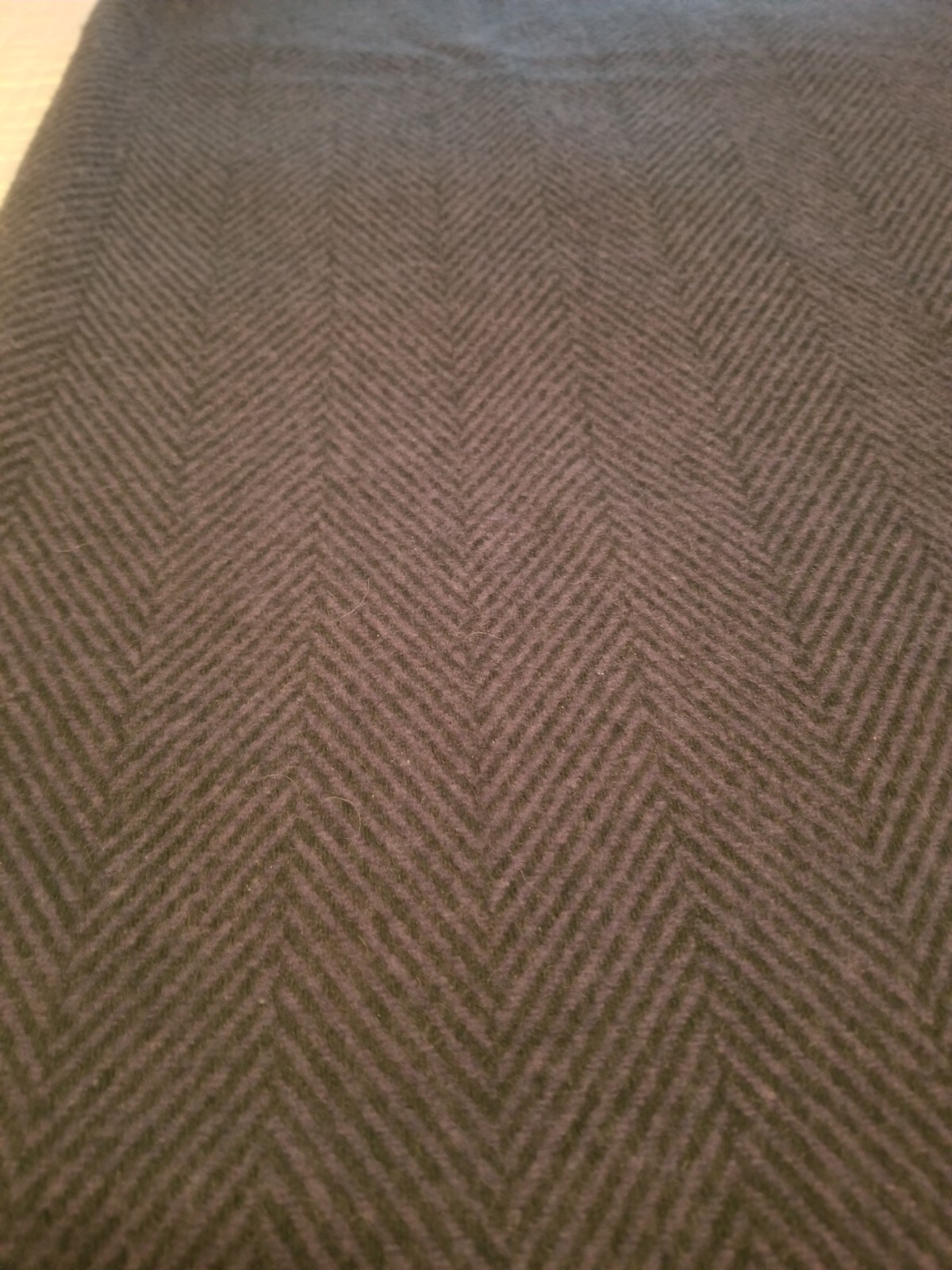 HERRINGBONE Wool blanket/Throw 64X49 Warm/Heirloom quality/Famous Maker