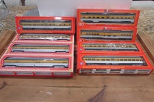 HO Scale Rivarossi & IHC Assorted Passenger C...