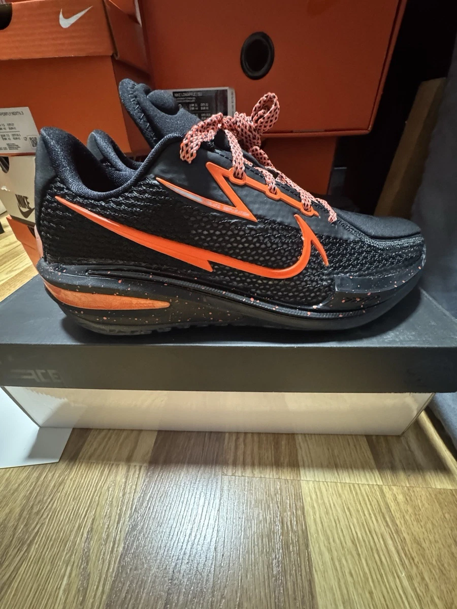 Preços baixos em Nike Air Zoom GT Cut EYBL - Black Hyper Crimson