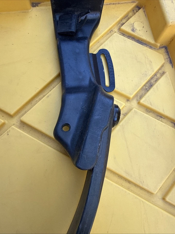 Arco compuesto juvenil Crosman Elkhorn usado Foto 3 de 4