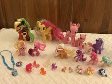 My Little Pony Action Figures Mixed Lot Pinkie Pie Fluttershy Applejack Rarity