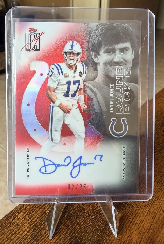 Daniel Jones 2025 Topps Signature Class Football Veteran Class Auto Red 02/25